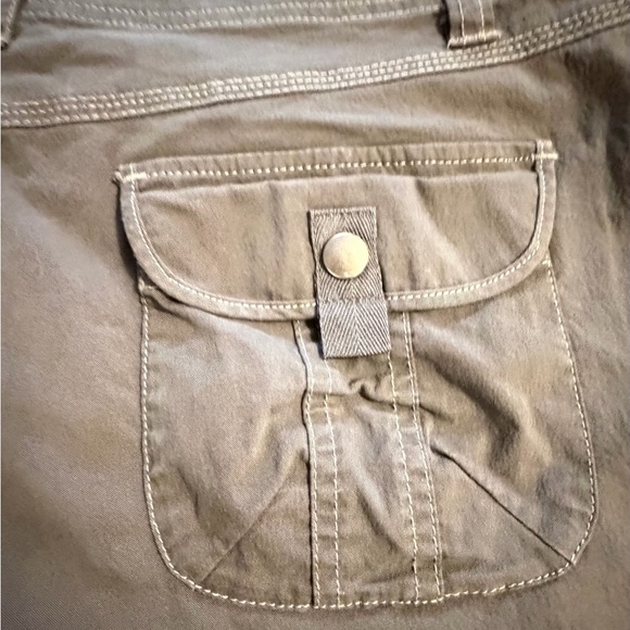 Kuhl Women's Gray Cargo Pants/Hiking/OutdoorSize 12 - Picture 7 of 11